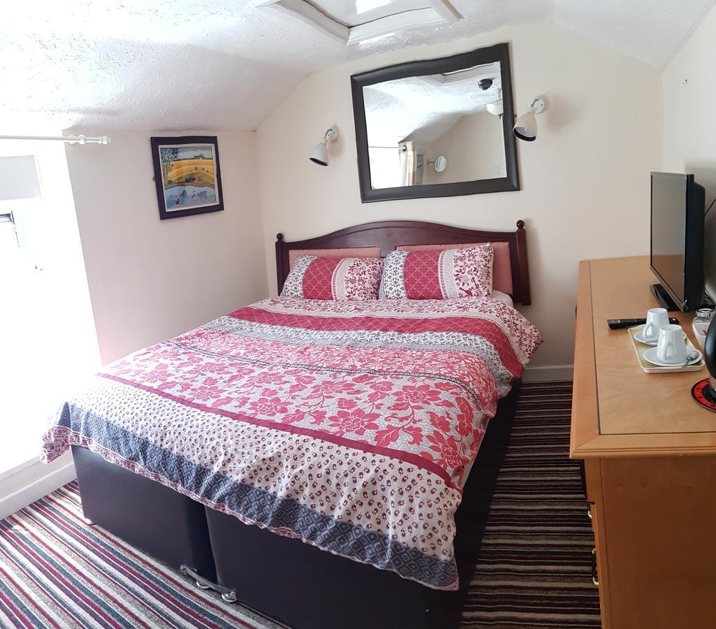 Sandpiper Guest house 3*